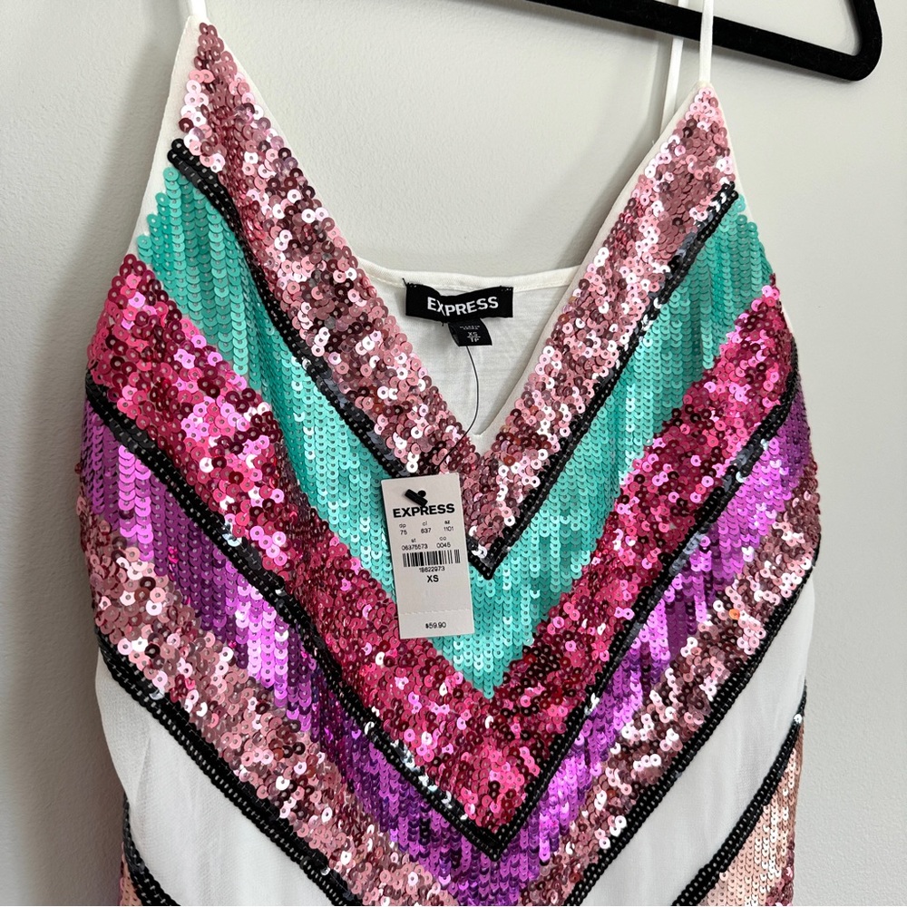 Express Sequined Chevron Tank - Picture 3 of 6
